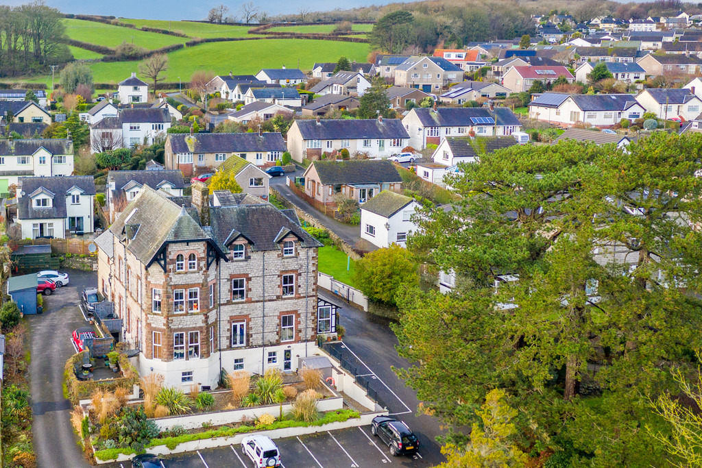2 bedroom Block of Apartments For Sale