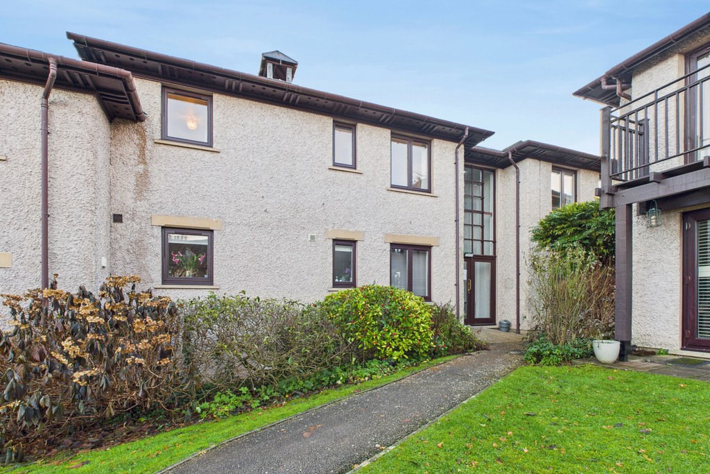 2 bedroom Block of Apartments For Sale