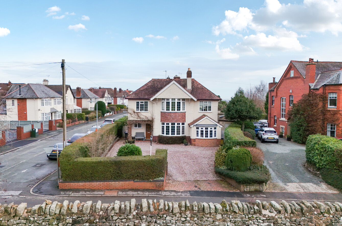 4 bedroom Detached house Sold