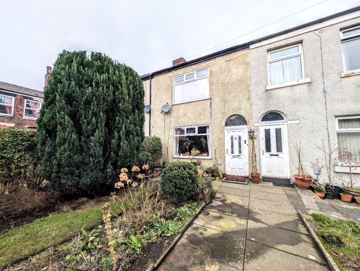 2 bedroom Terraced House Under Offer