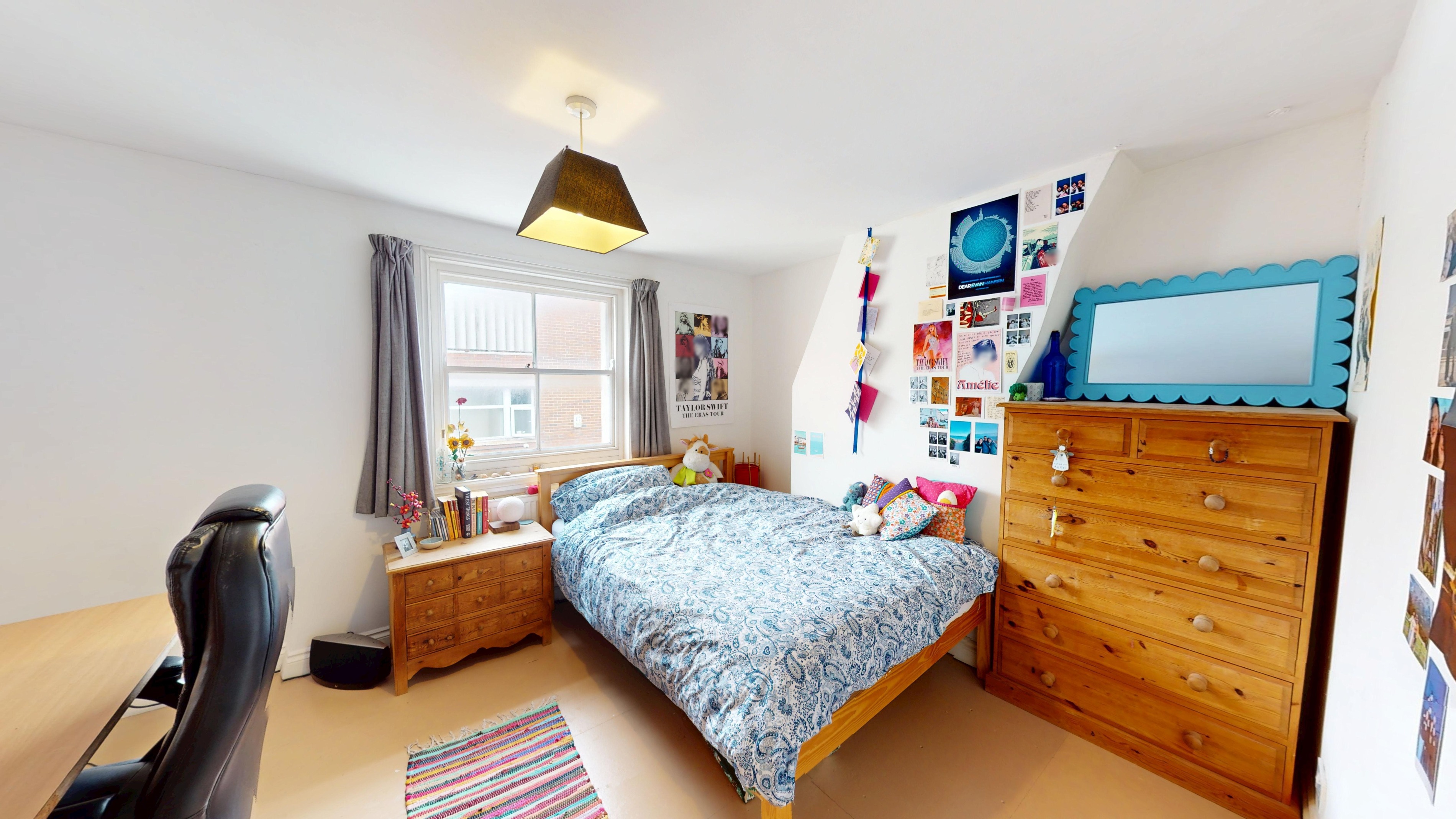 3 bedroom Terraced House To Let