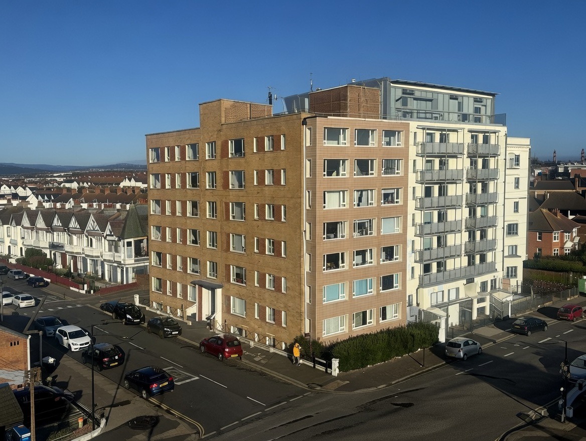 1 bedroom Flat For Sale