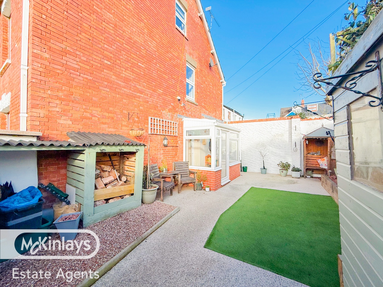 3 bedroom Terraced House Under Offer