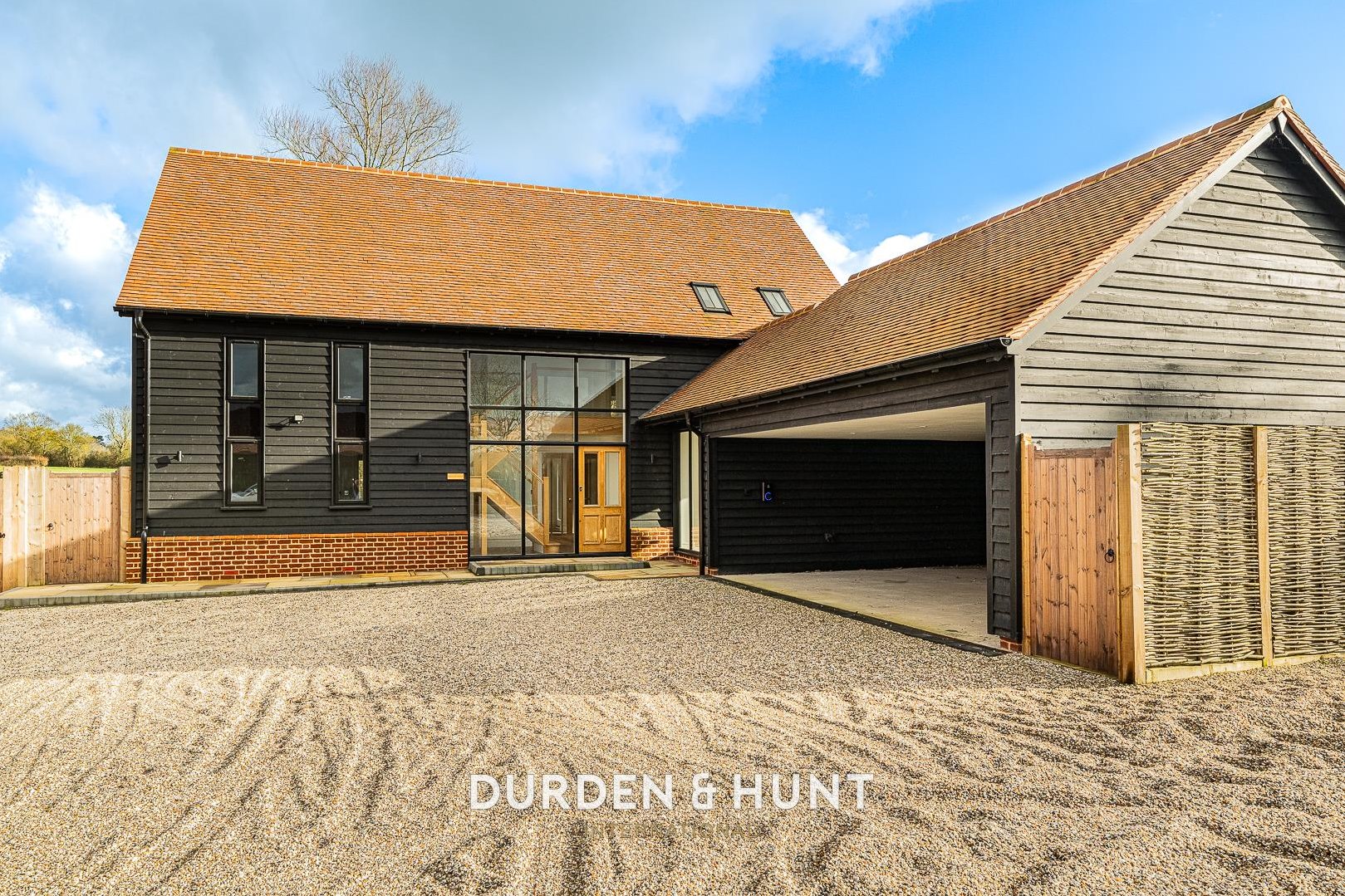 4 bedroom Detached house Sold