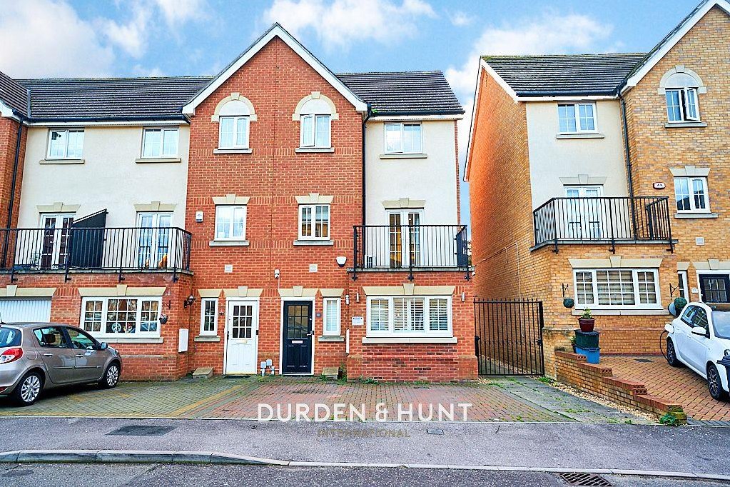 3 bedroom Terraced House Sold