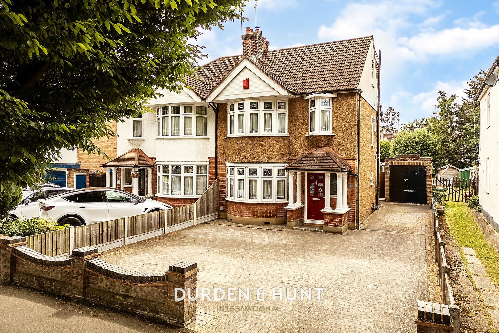 4 bedroom Studio flat Sold