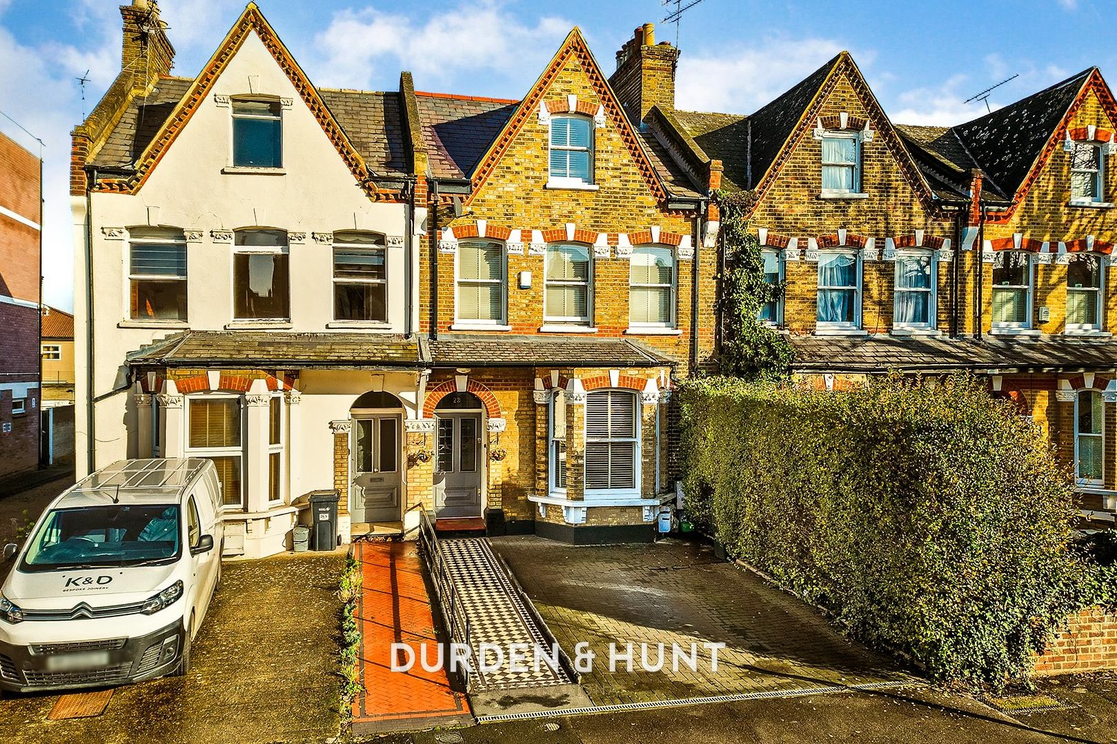 5 bedroom Terraced House Under Offer