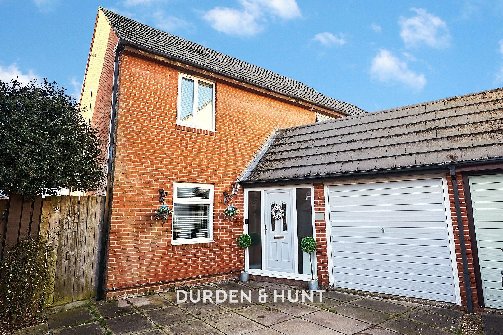 4 bedroom Detached house Sold