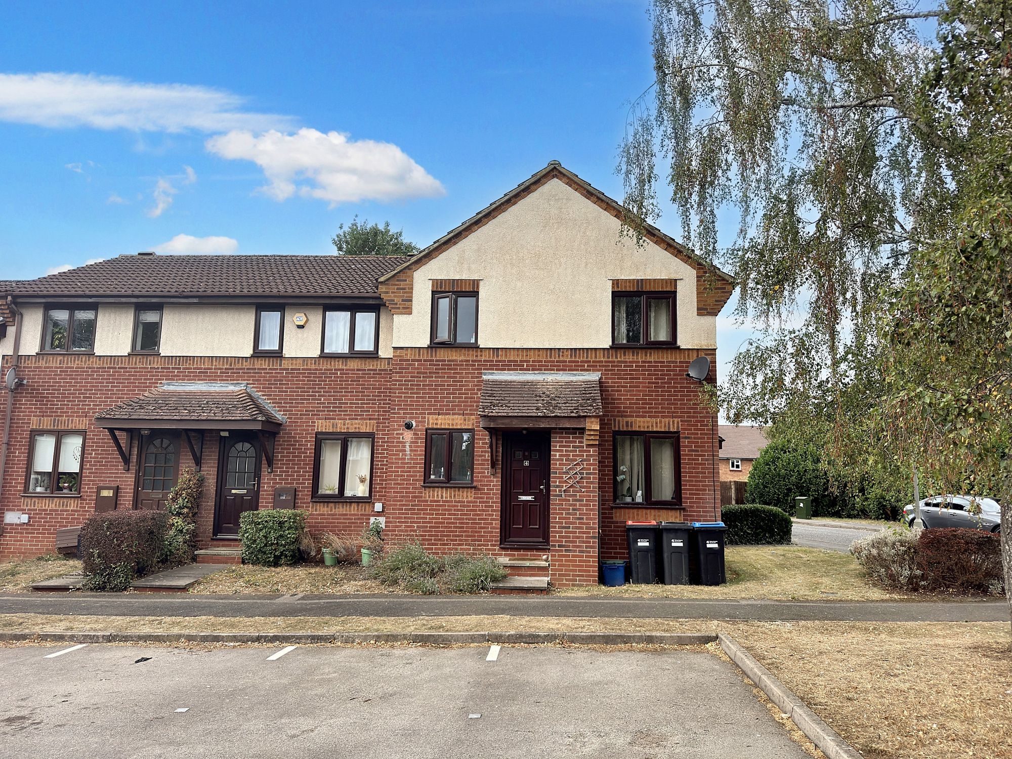 1 bedroom Terraced House Under Offer