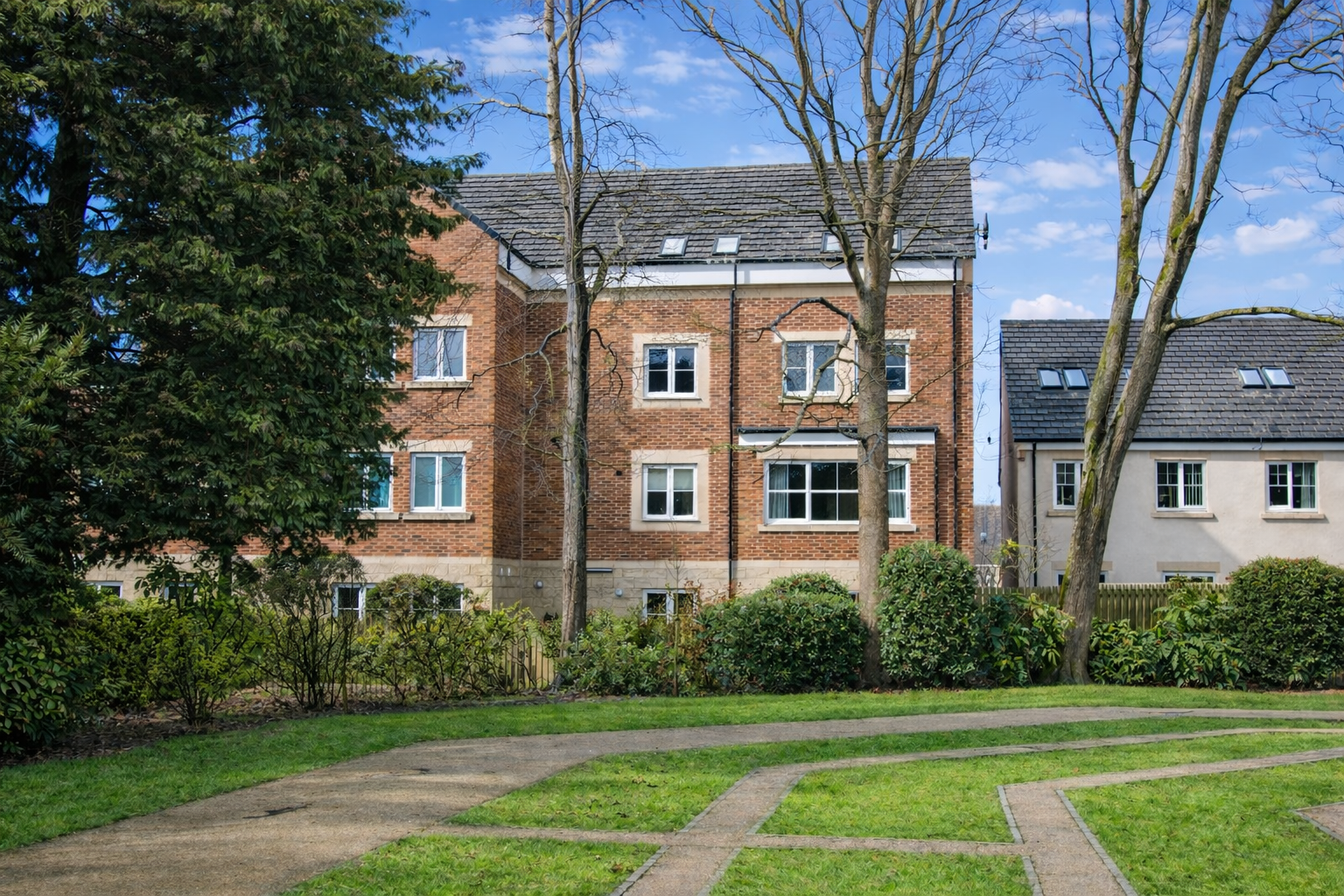 1 bedroom Penthouse Under Offer
