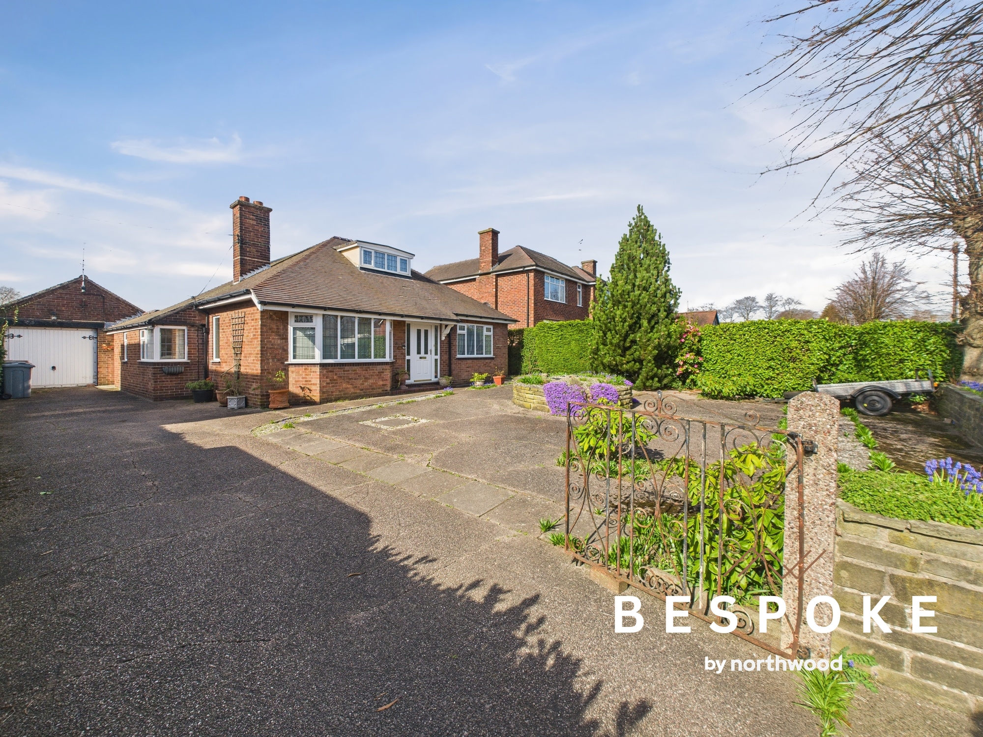 3 bedroom Detached bungalow Under Offer