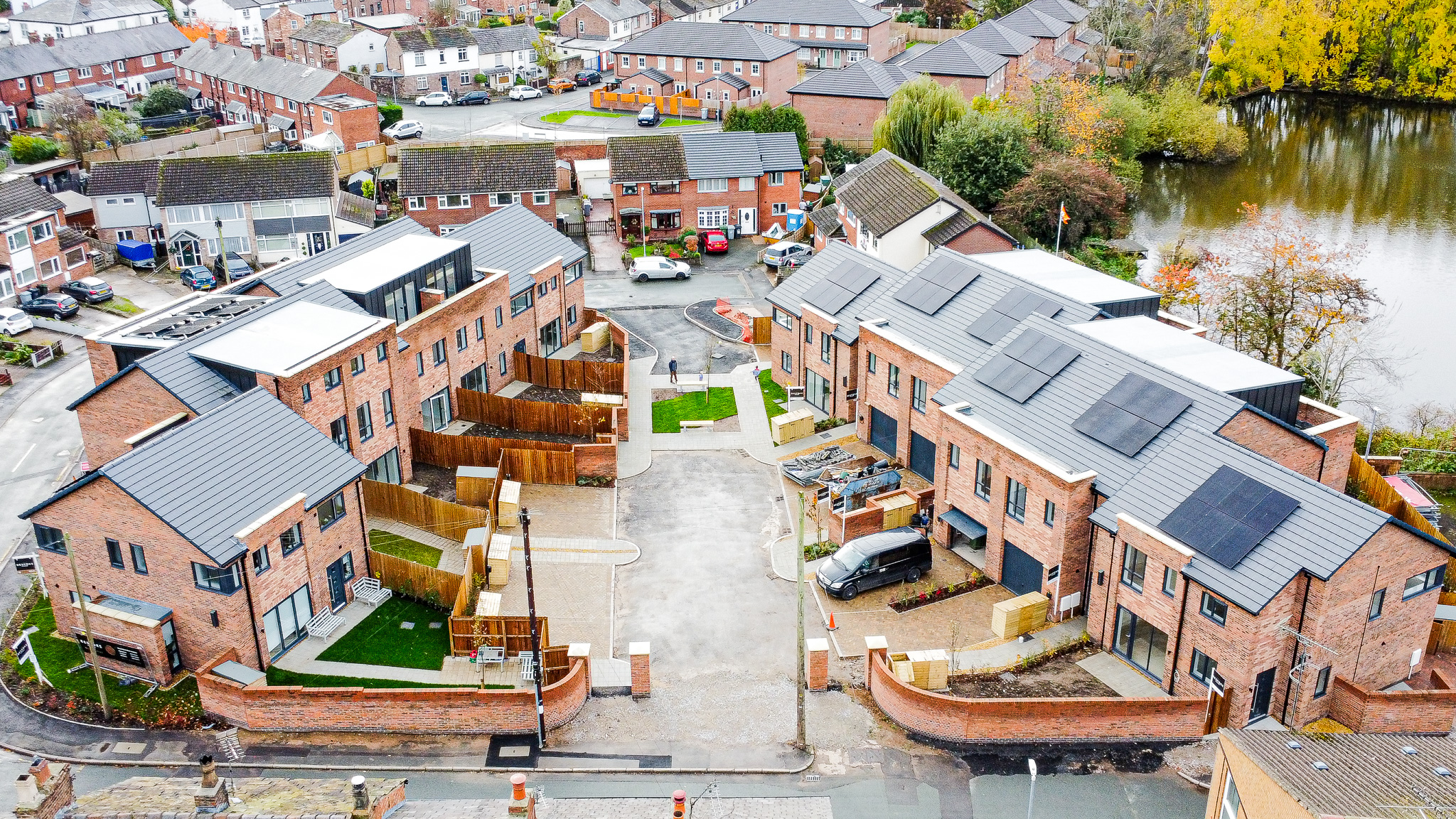 4 bedroom Town house Under Offer