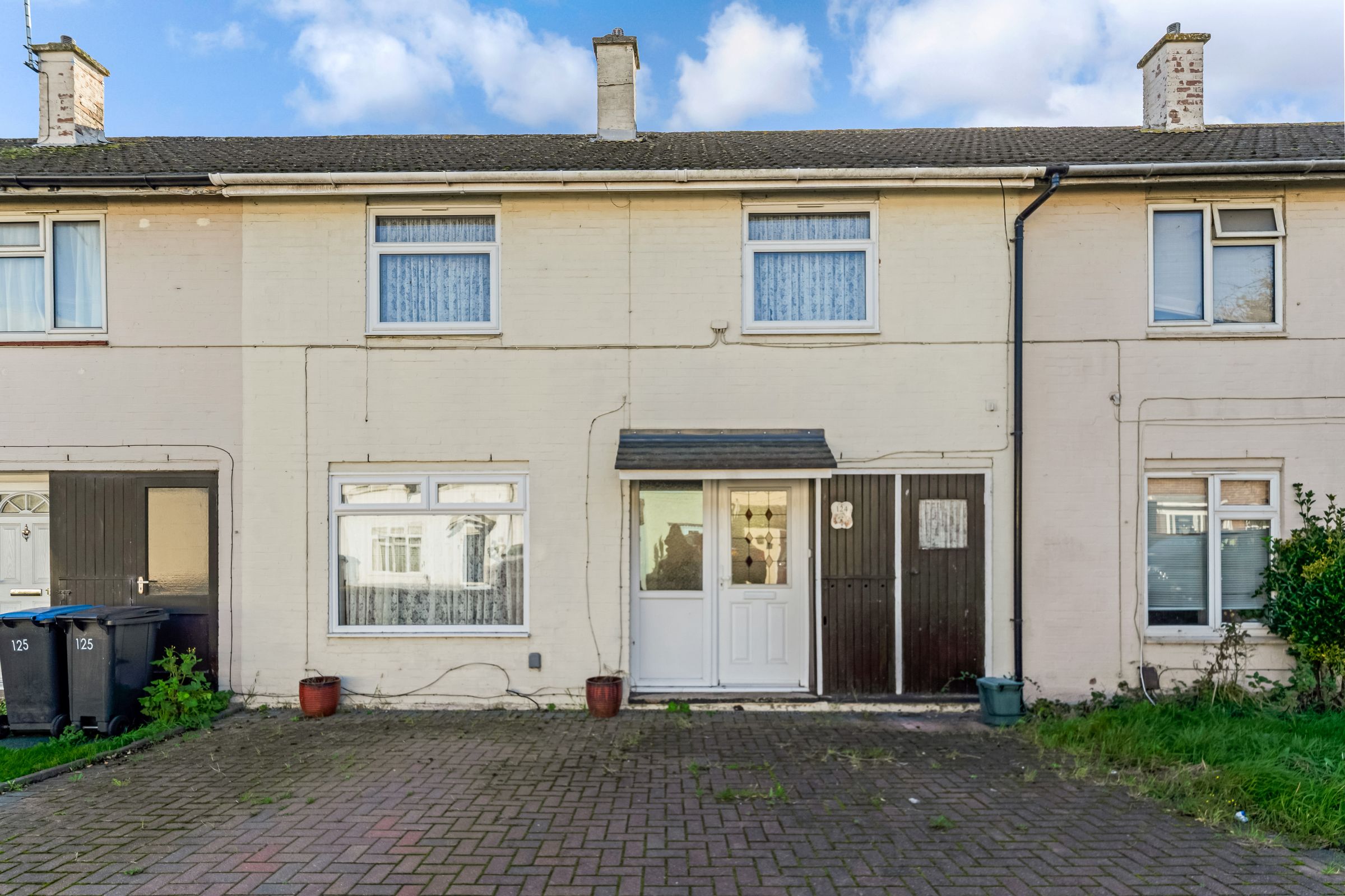 3 bedroom Terraced House Under Offer