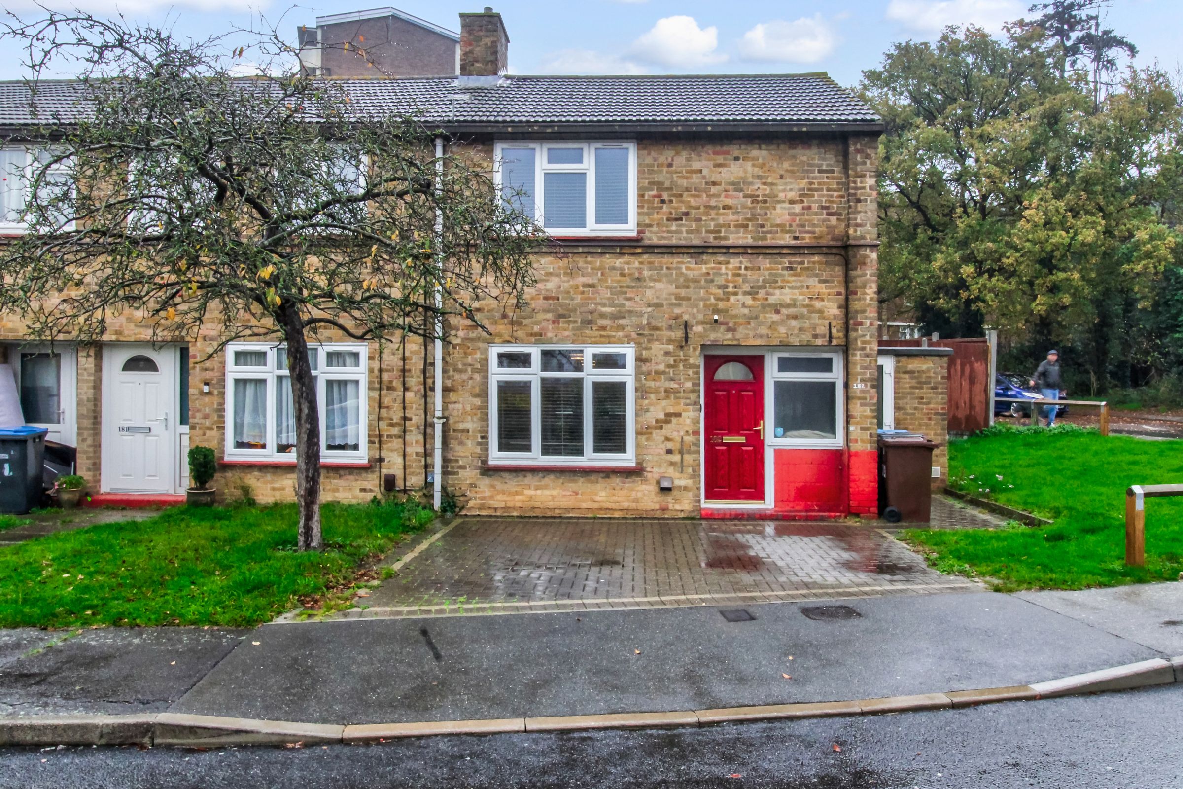 2 bedroom Terraced House Under Offer