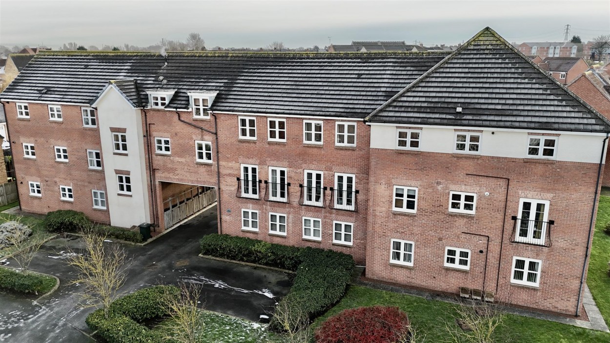 1 bedroom Apartment For Sale