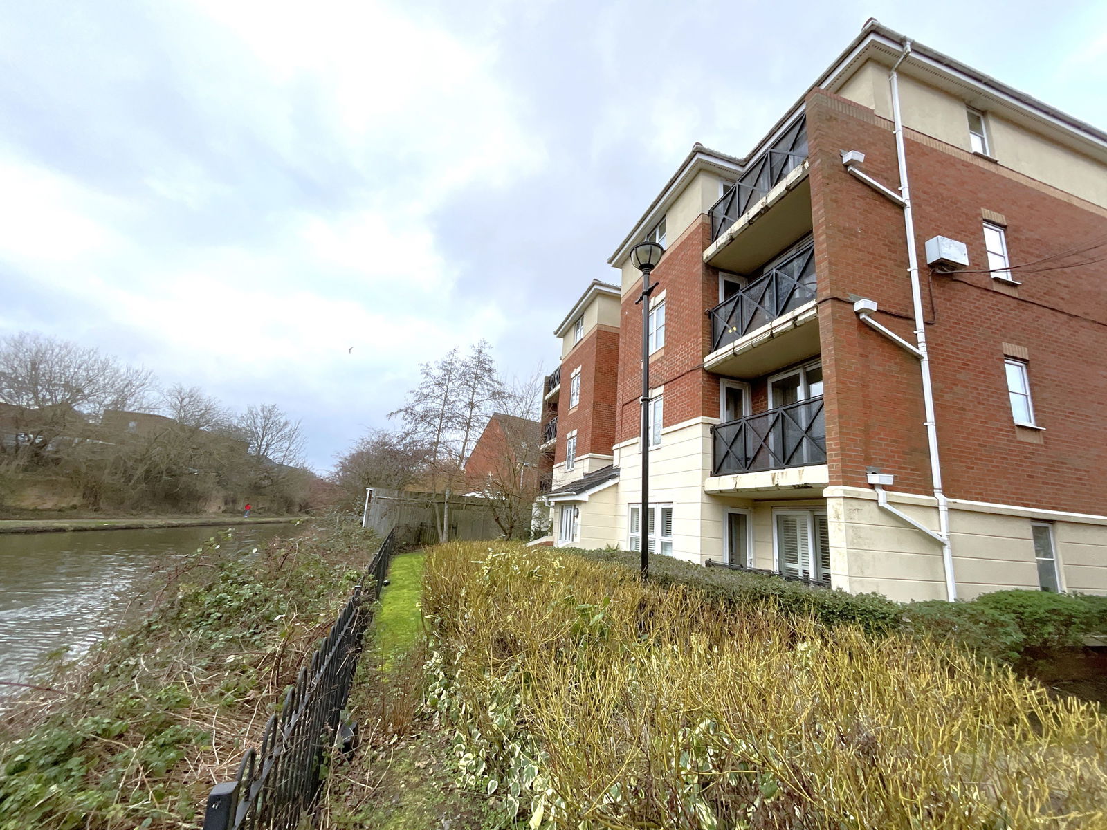 2 bedroom Apartment Under Offer