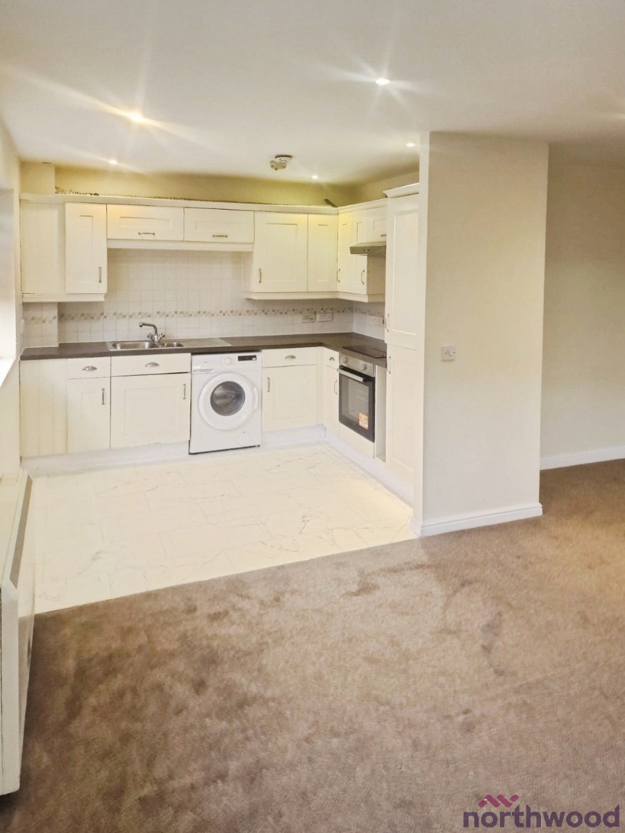 4 bedroom Duplex To Let