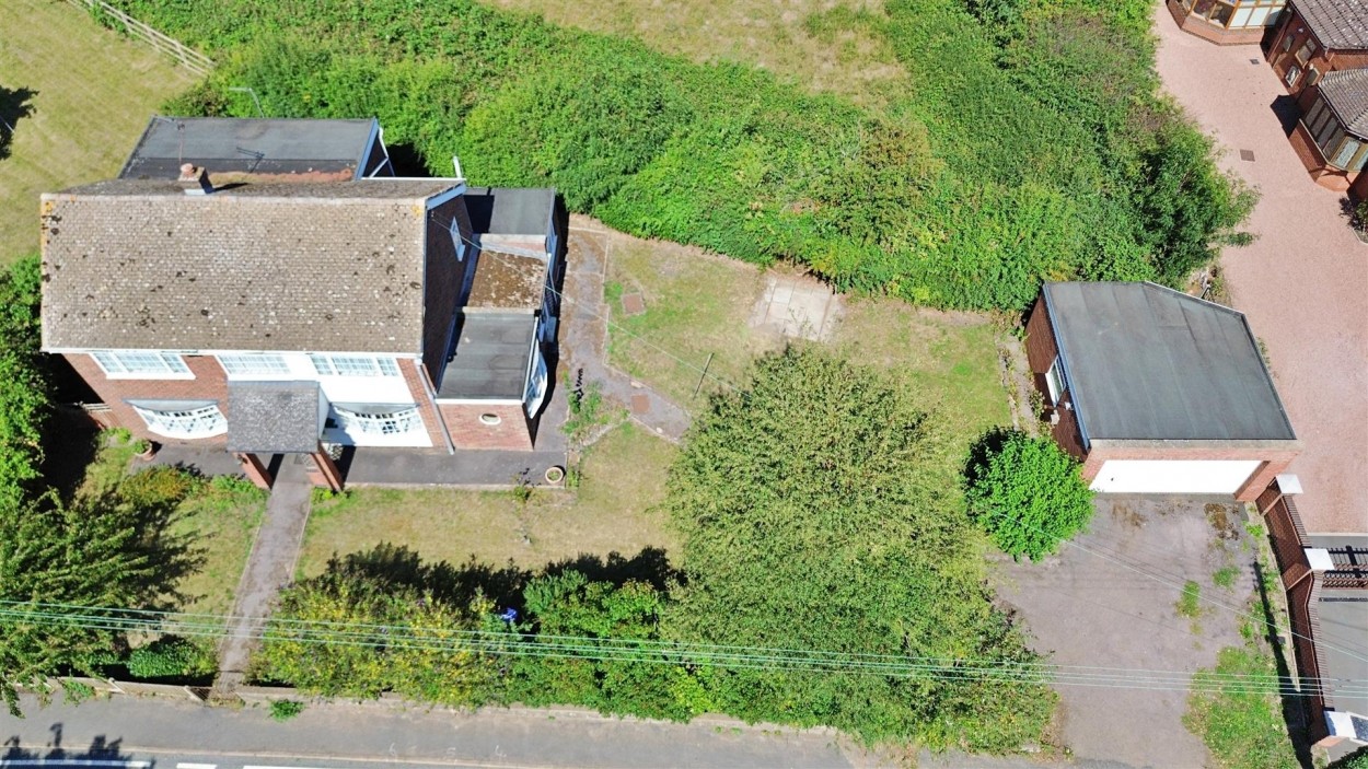 4 bedroom Detached house Under Offer