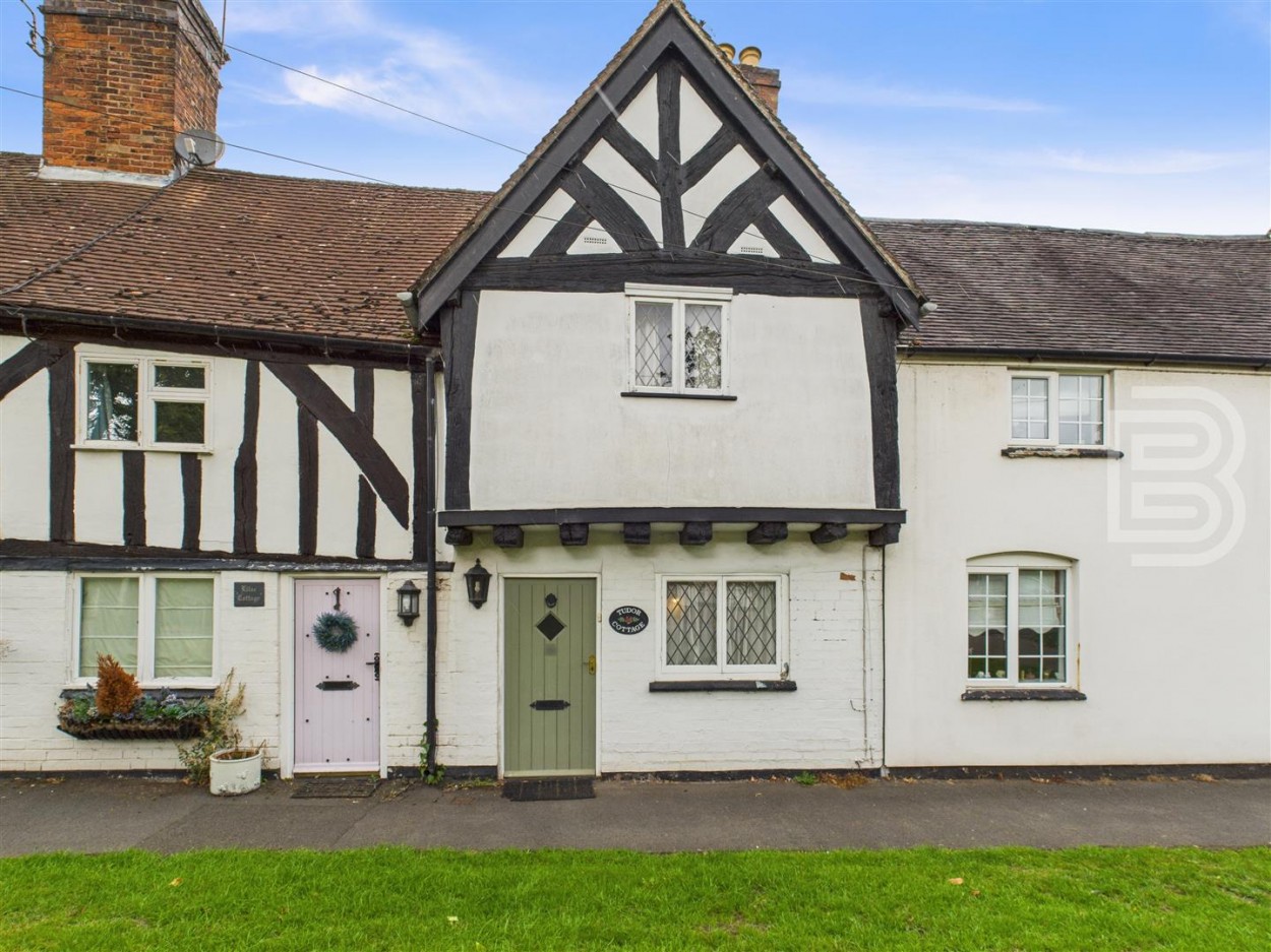2 bedroom Cottage For Sale