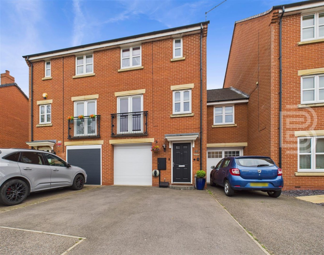 4 bedroom Terraced bungalow Under Offer
