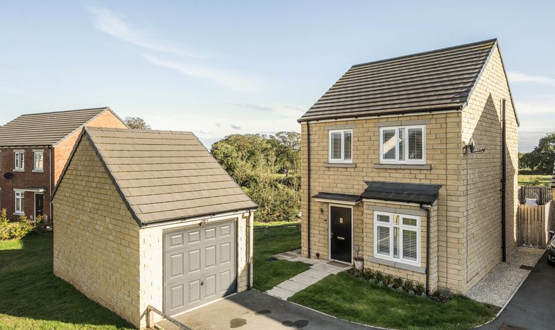 3 bedroom  Under Offer