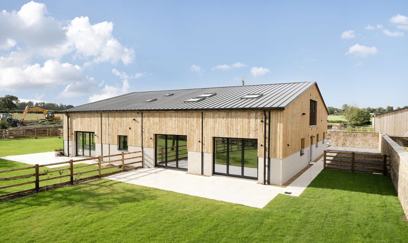 4 bedroom Barn Conversion For Sale