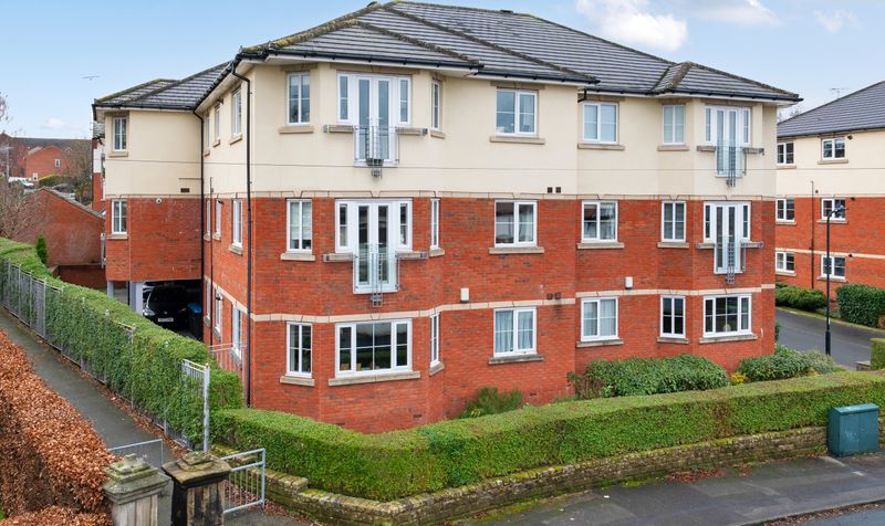 2 bedroom Flat Under Offer