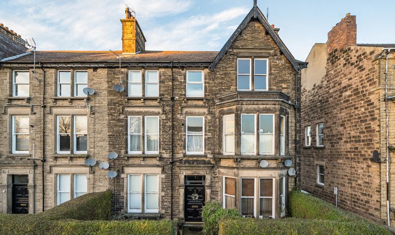 1 bedroom Flat For Sale