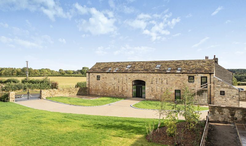4 bedroom Barn Conversion Under Offer