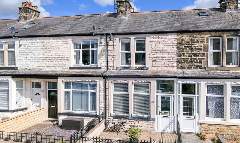 2 bedroom Terraced House Under Offer