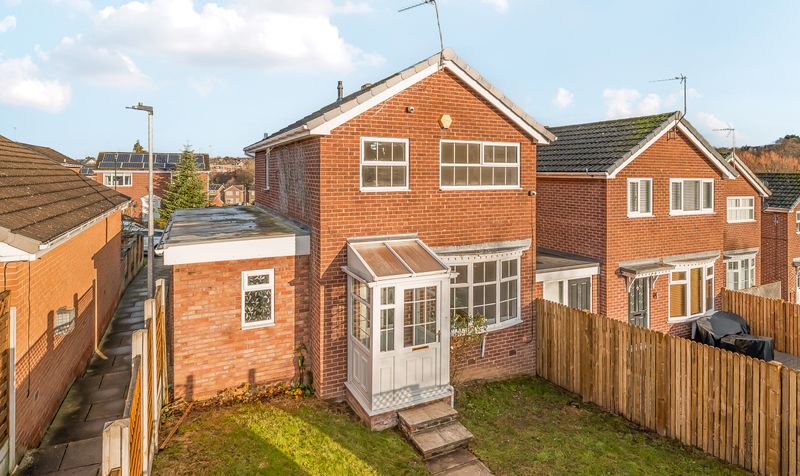 4 bedroom Detached house Under Offer