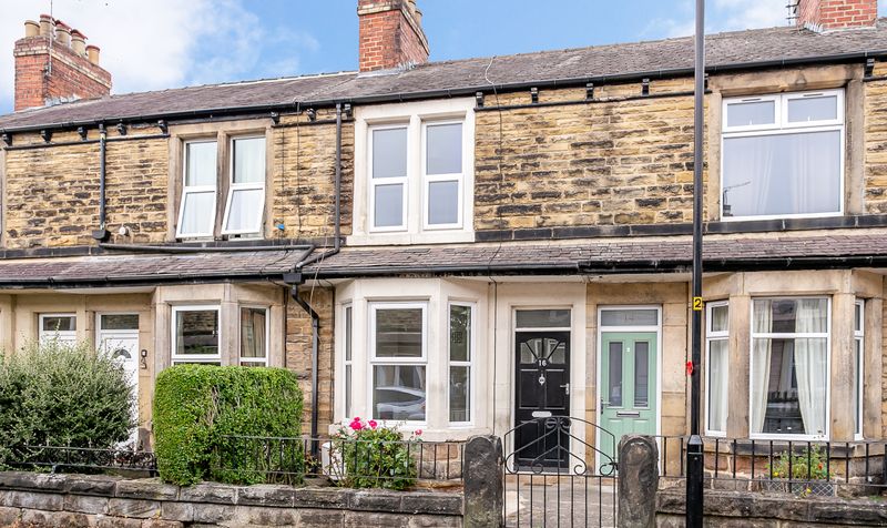 2 bedroom Terraced House Under Offer