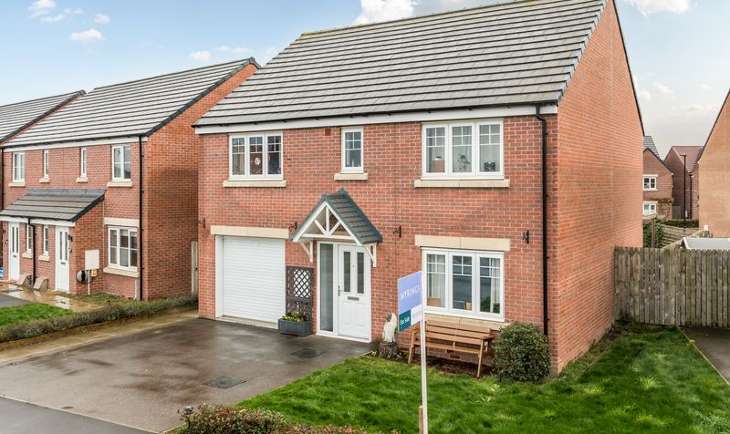 5 bedroom Property For Sale