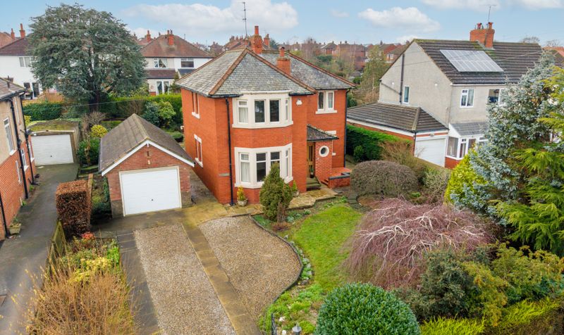 3 bedroom Detached house Under Offer