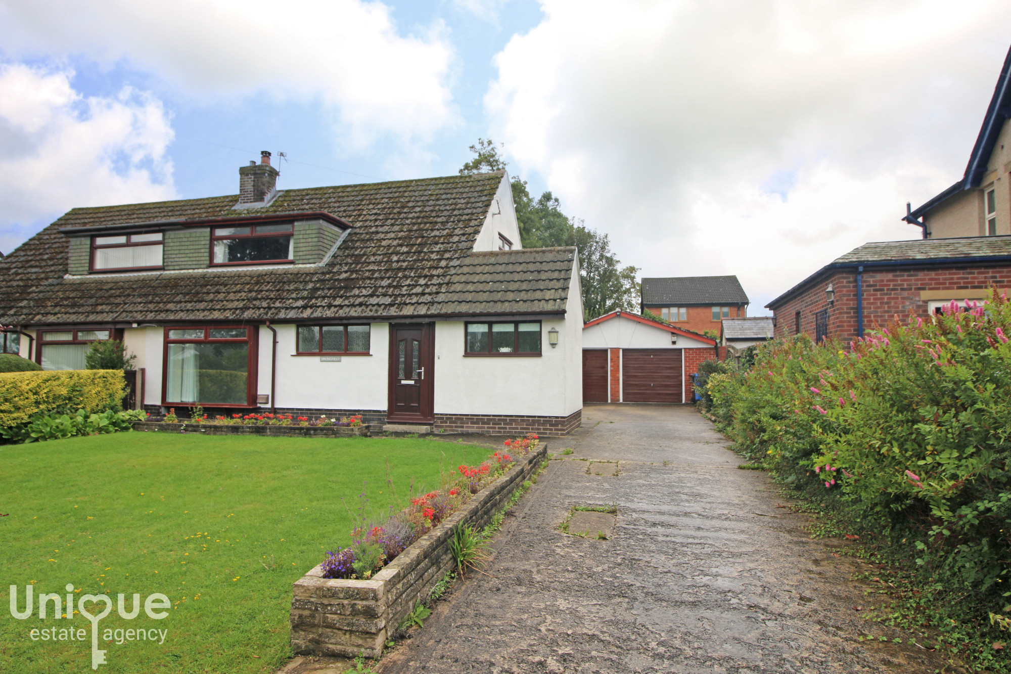 3 bedroom Detached bungalow Under Offer