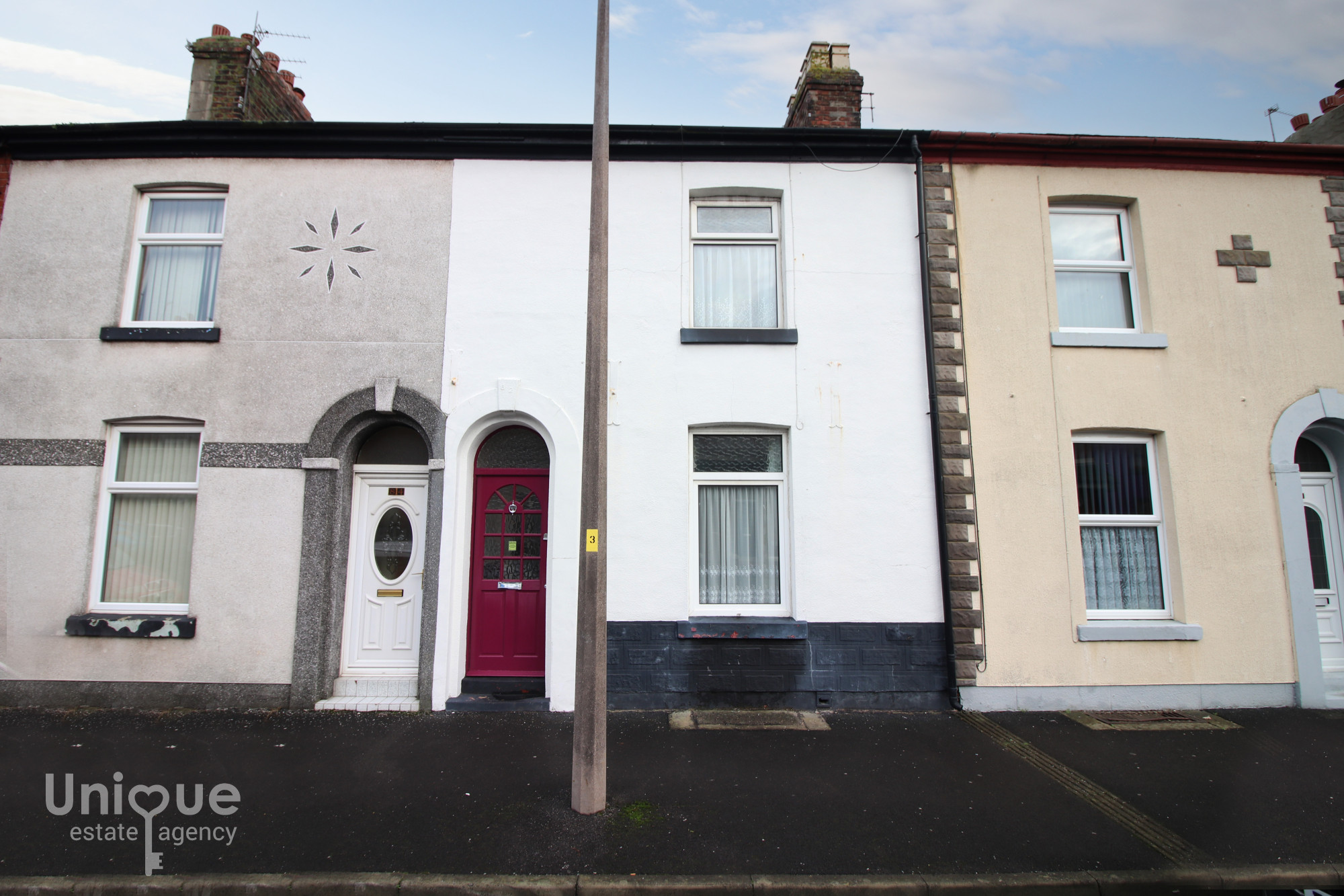 2 bedroom Terraced House Under Offer