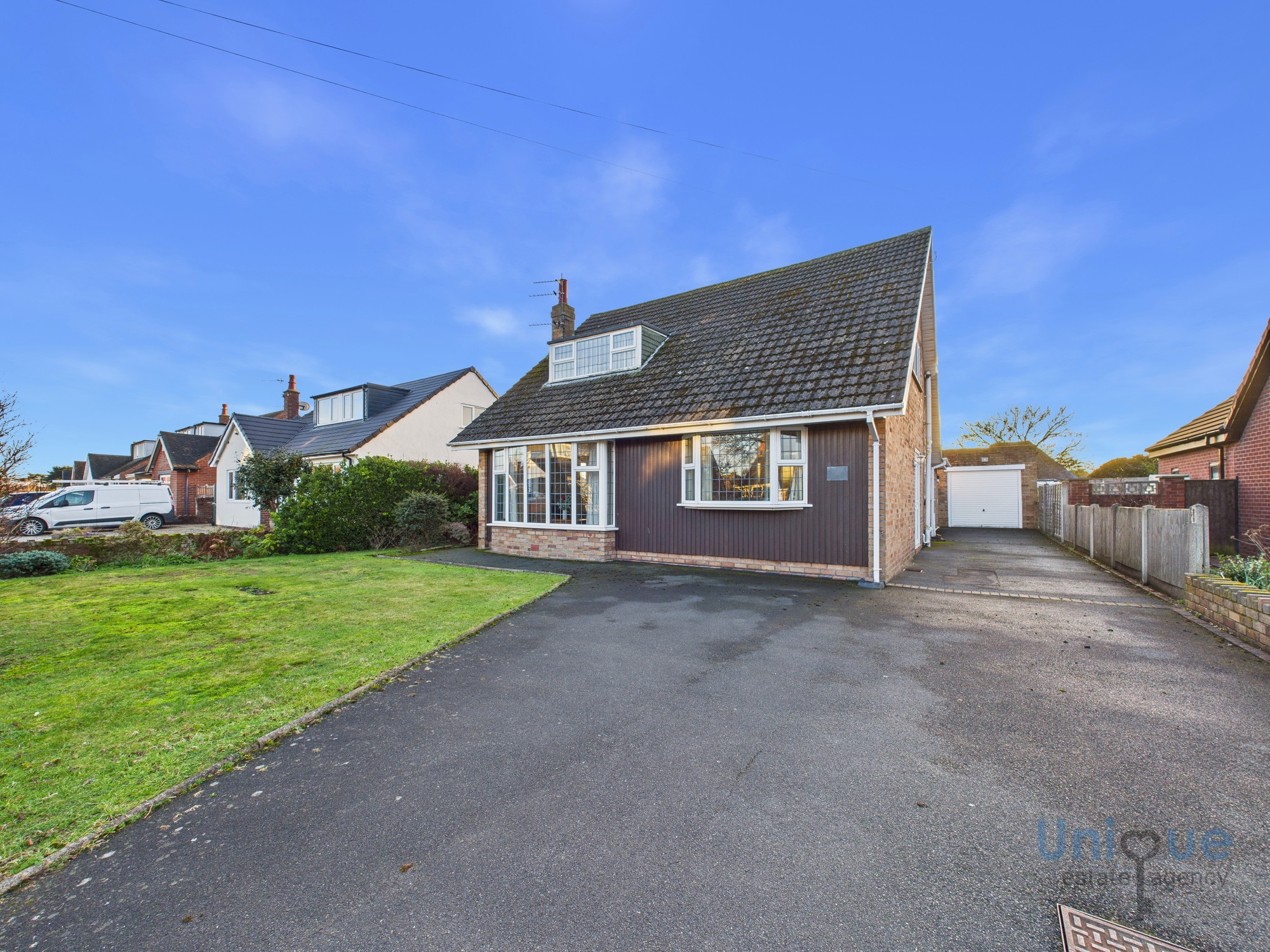 4 bedroom Link detached house For Sale