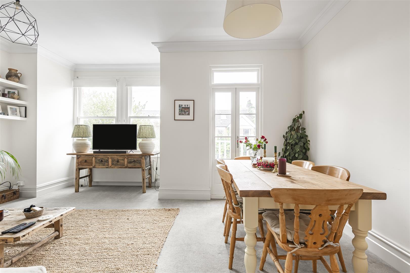 2 bedroom Flat Let