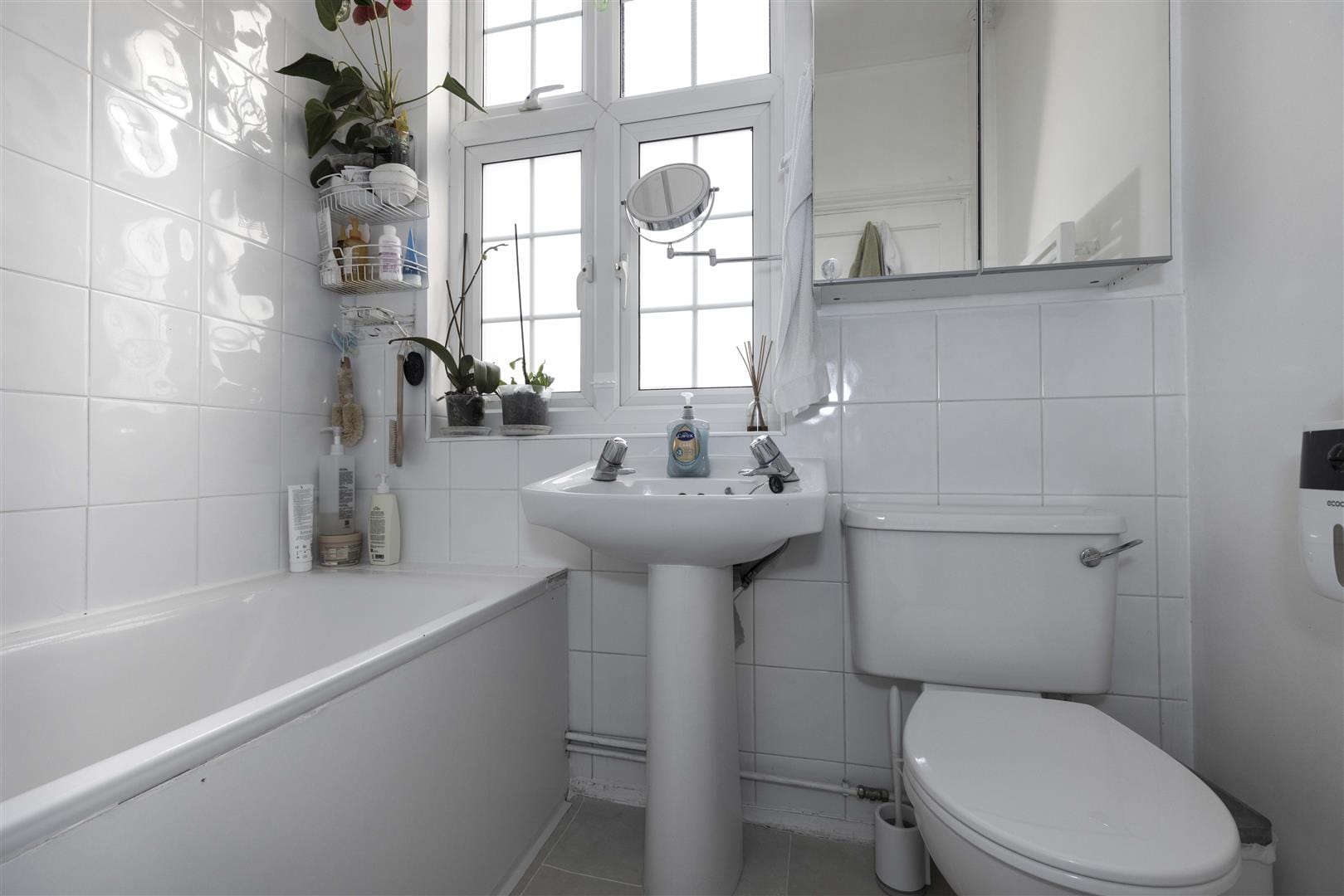 4 bedroom Flat Let