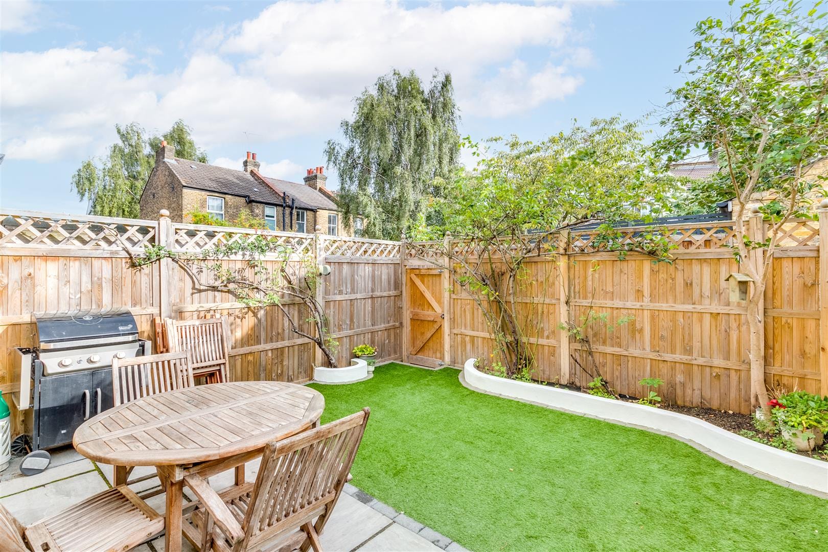 4 bedroom Terraced House Under Offer