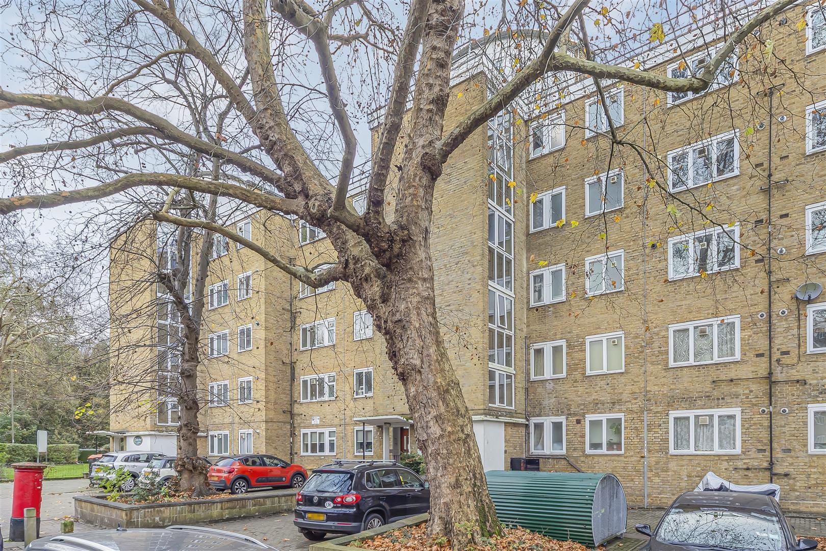 2 bedroom Flat Let
