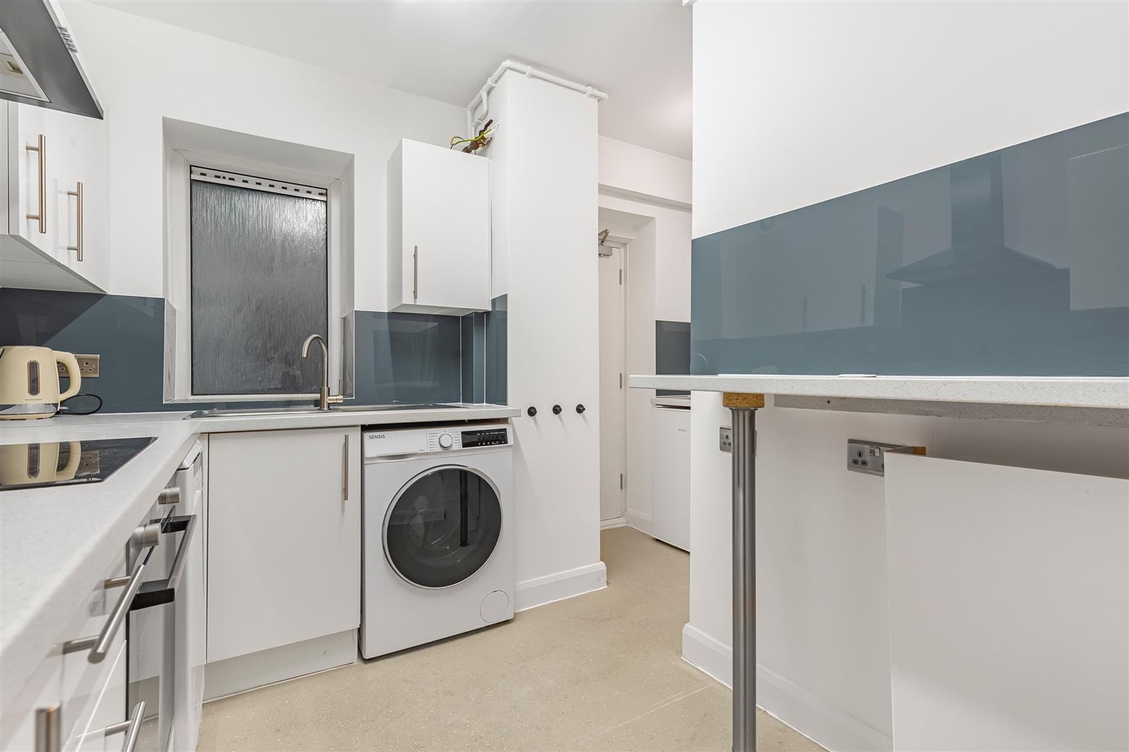 1 bedroom Flat Let