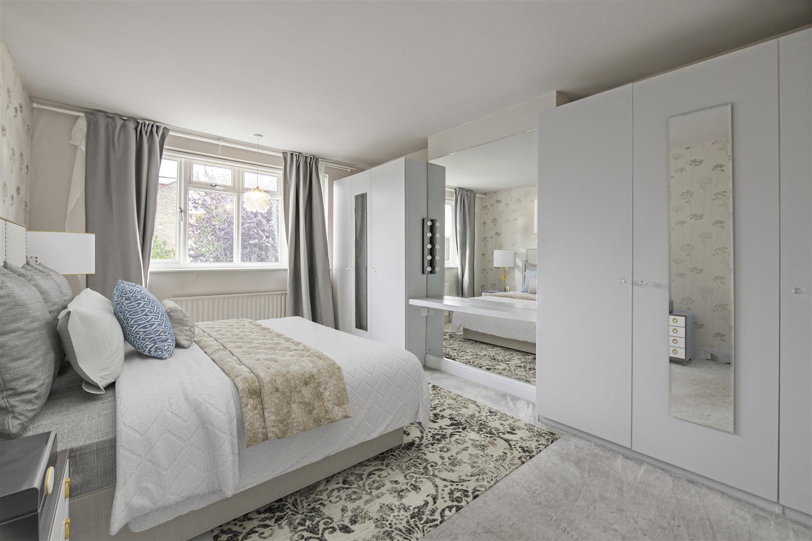 3 bedroom Detached house Under Offer