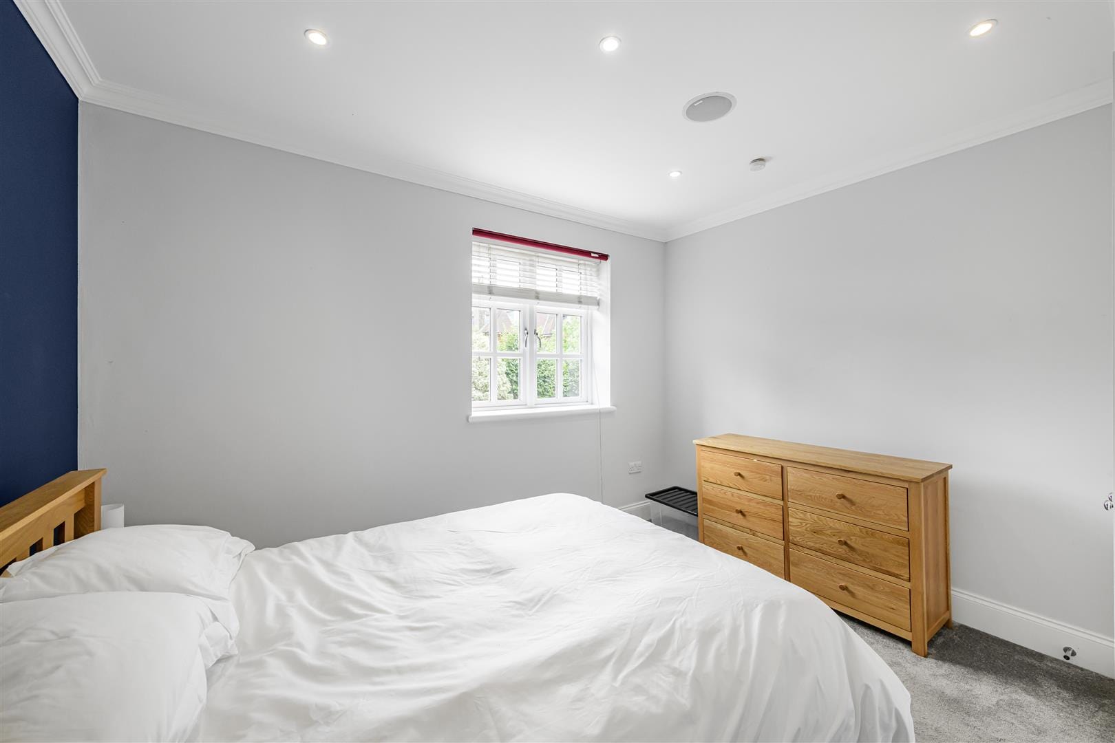 1 bedroom Flat Let