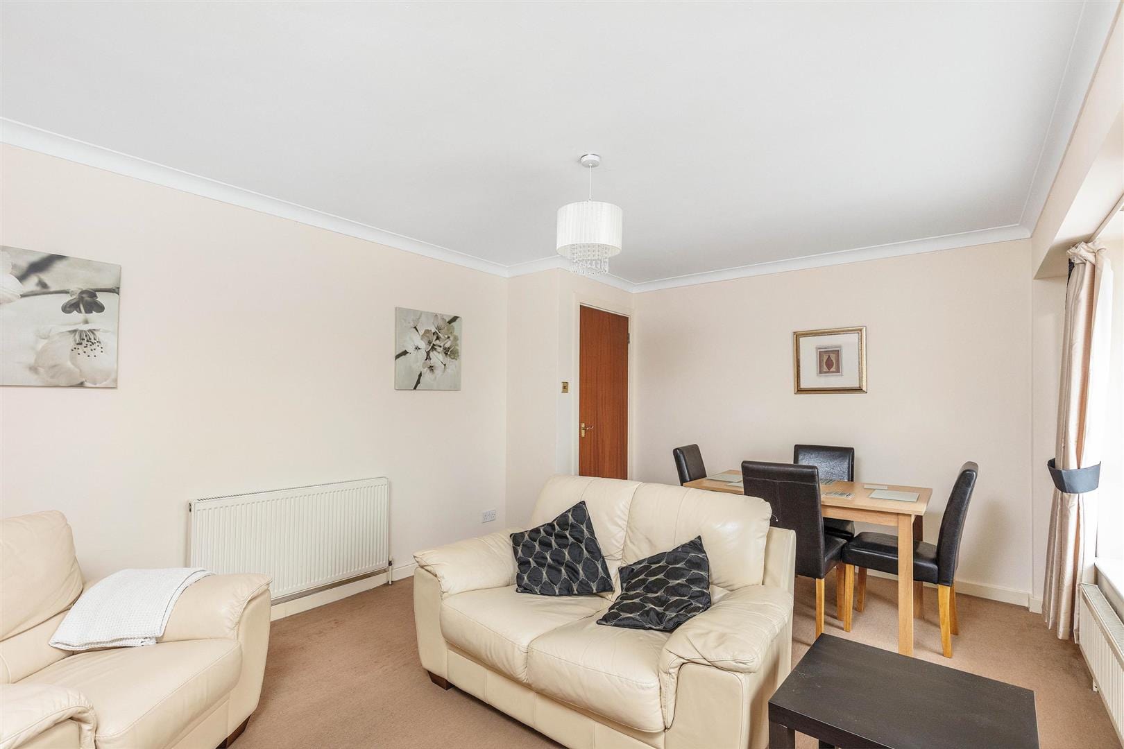 1 bedroom Flat Let