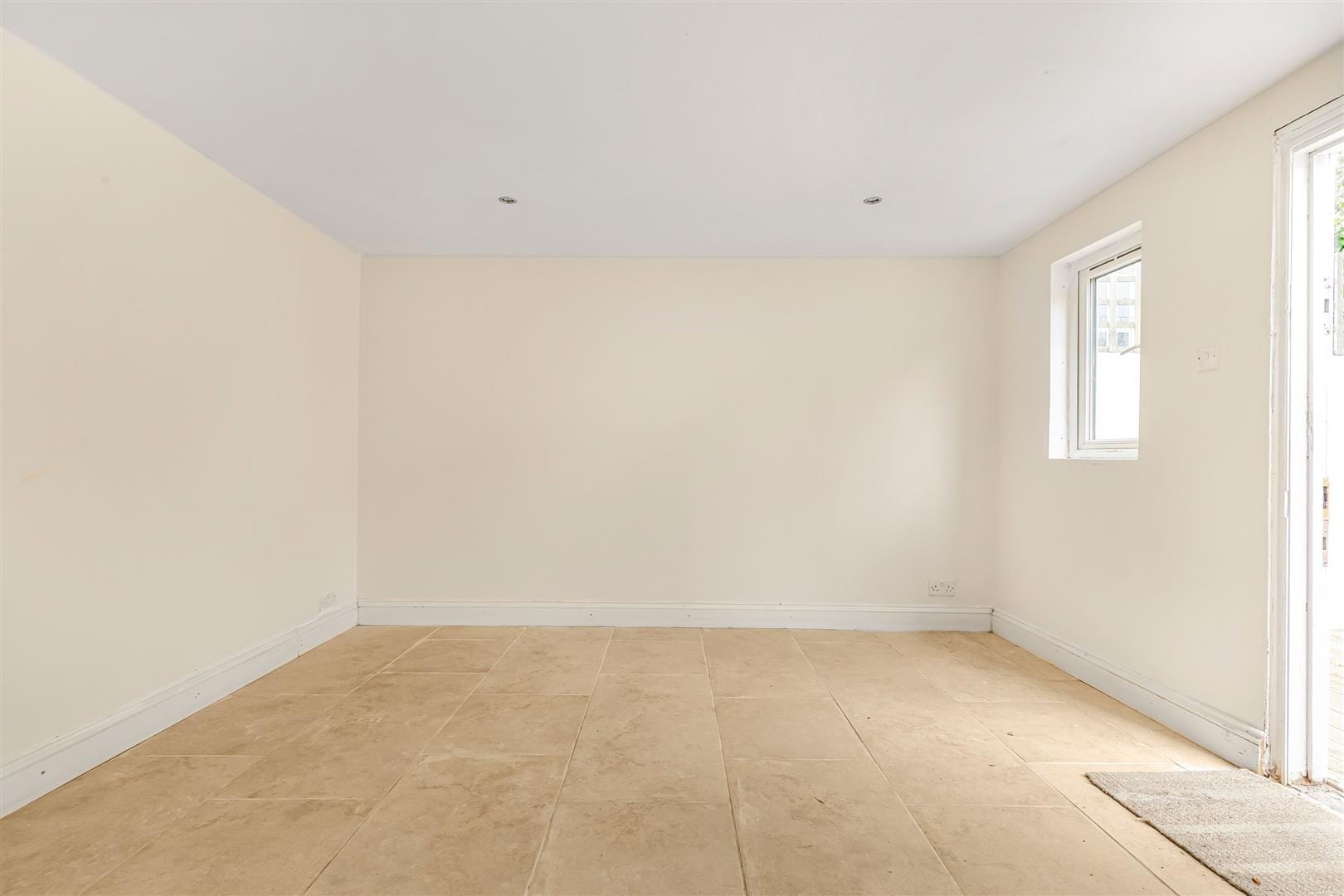3 bedroom Terraced House Let