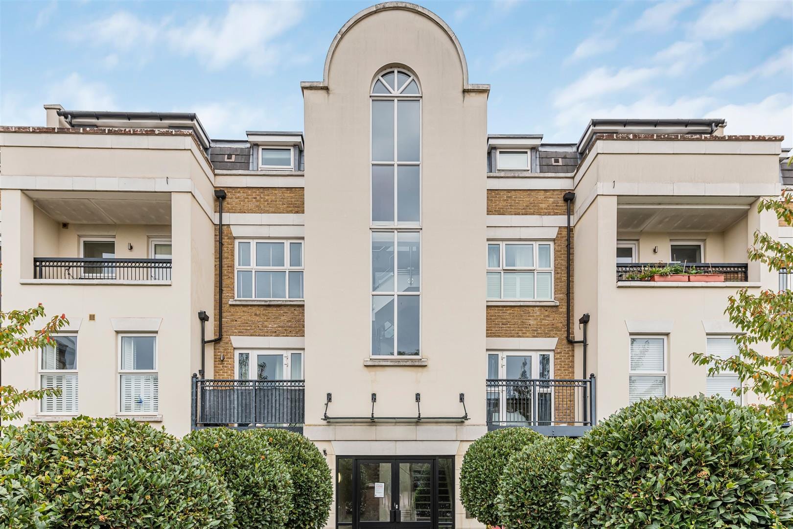 1 bedroom Flat Let