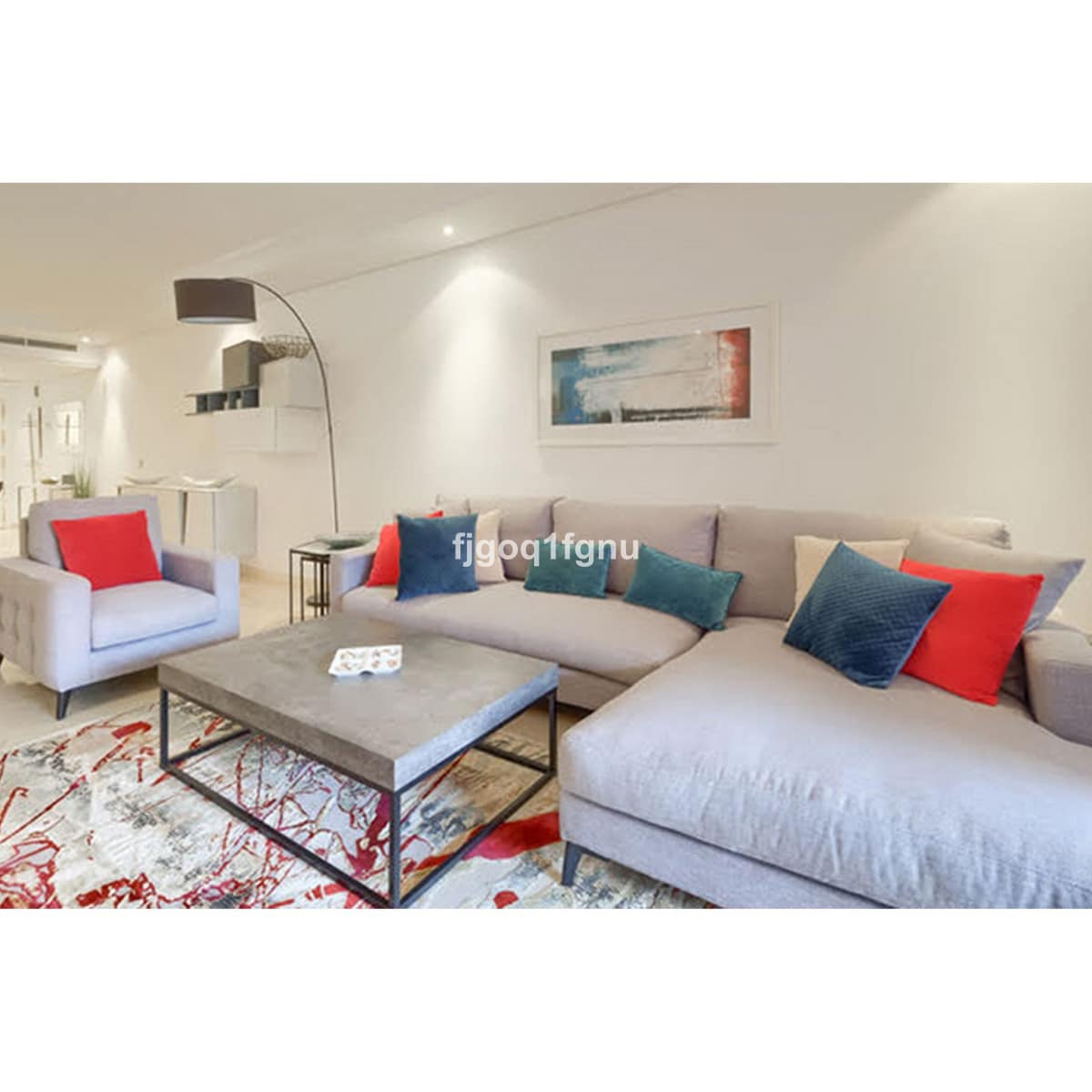 3 bedroom Apartment For Sale