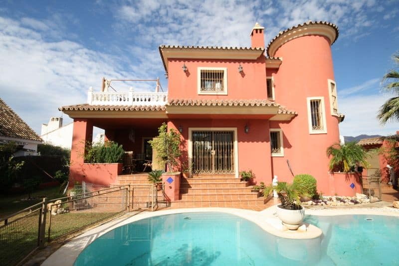 3 bedroom Villa For Sale