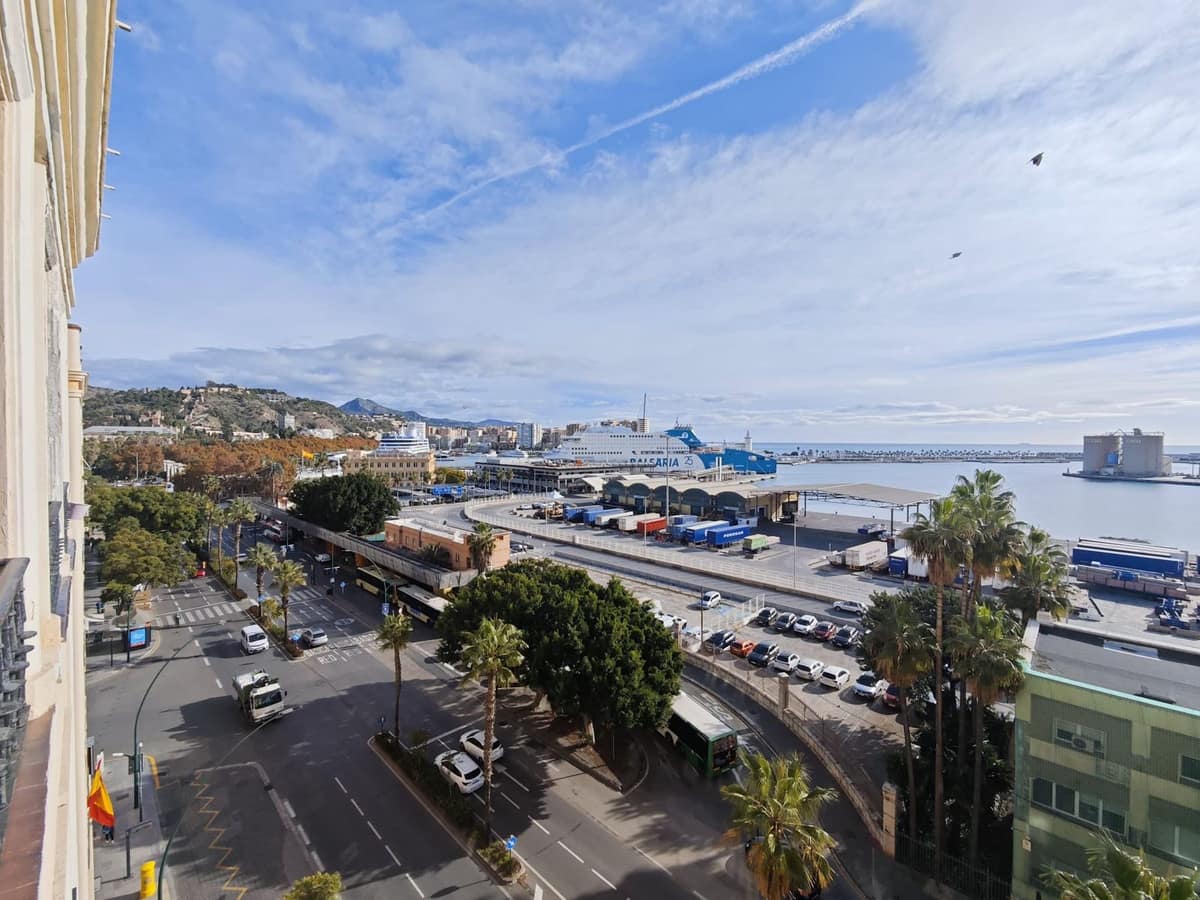 4 bedroom Apartment For Sale